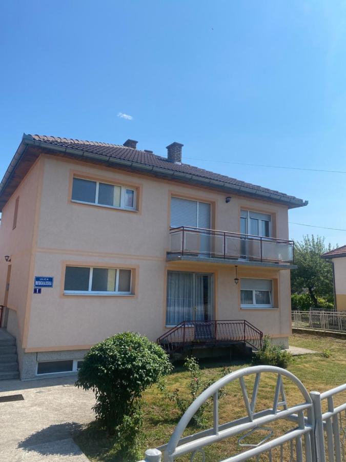 דירות Drvar Apartman “Iva” מראה חיצוני תמונה